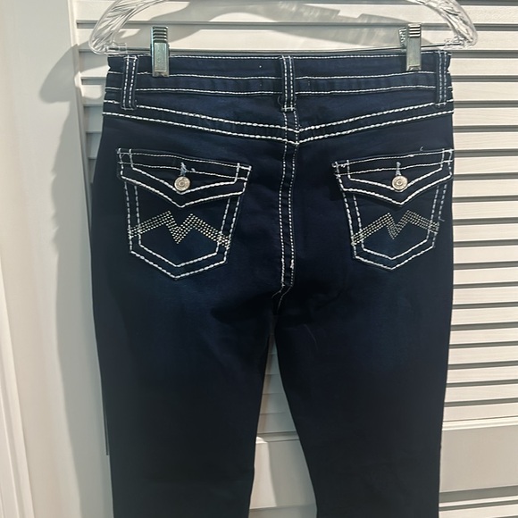 NWT Bamboo Super Soft Flare Legs Blue Jeans with Flap Jeweled Back Pockets - 11 - Picture 7 of 9